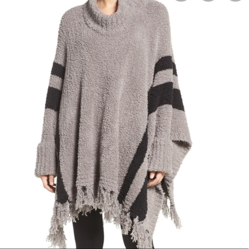 Barefoot dreams cozy beach poncho